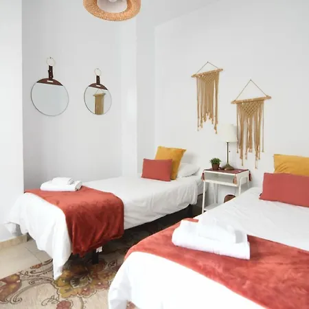 Center Nearby The +3bed +2bath +wifi דירה