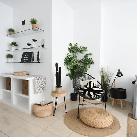 Lägenhet Center Nearby The +3bed +2bath +wifi *